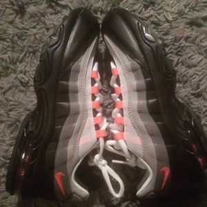 KIDS AIRMAX 95s NWT Nike Air Max 95 OG (PS) Black Solar Red 905461 007 Youth 3 Womens 4.5